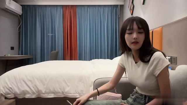 中国女性酒店自拍：Chinese Hotel Girl自制硬核影像